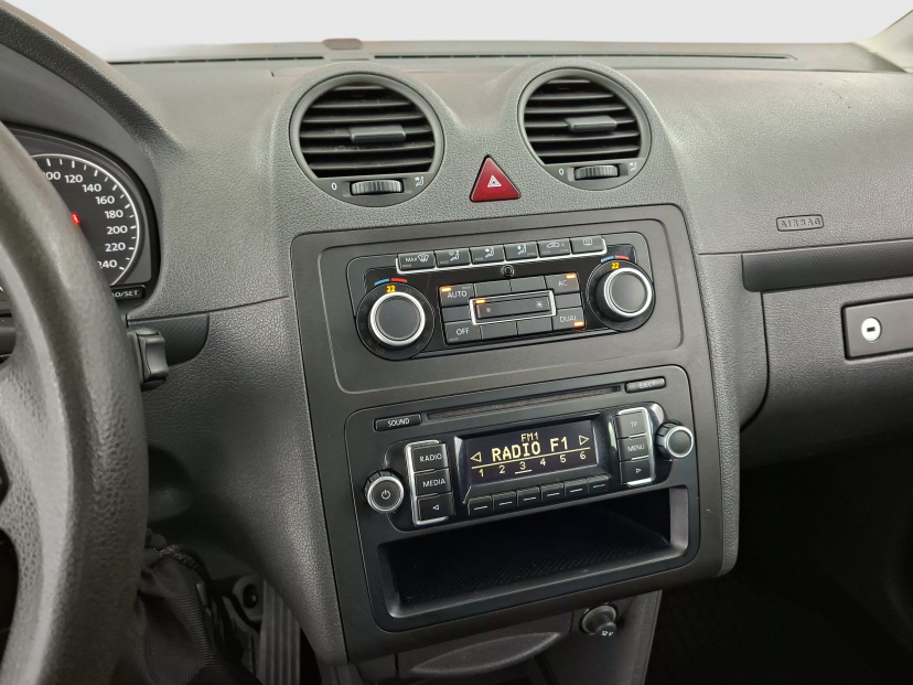 Volkswagen Caddy, 2011