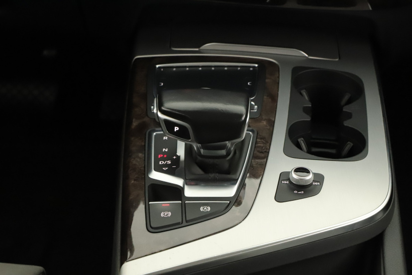 Audi Q7, 2016