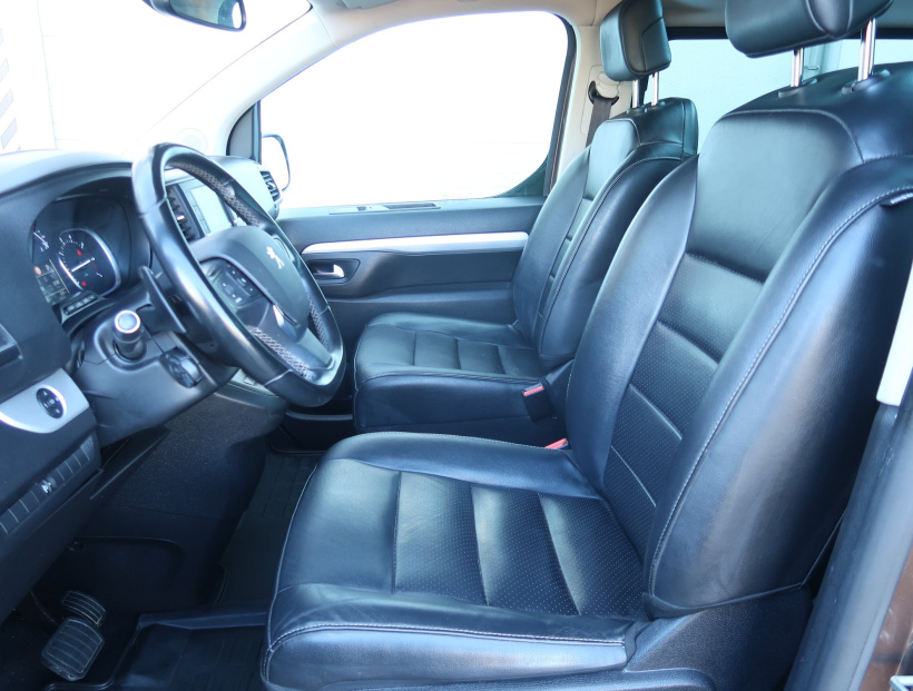 Peugeot Traveller, 2018