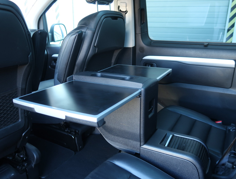 Peugeot Traveller, 2018