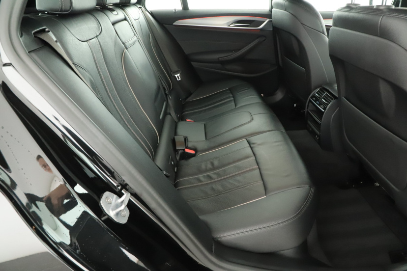 BMW 5, 2020
