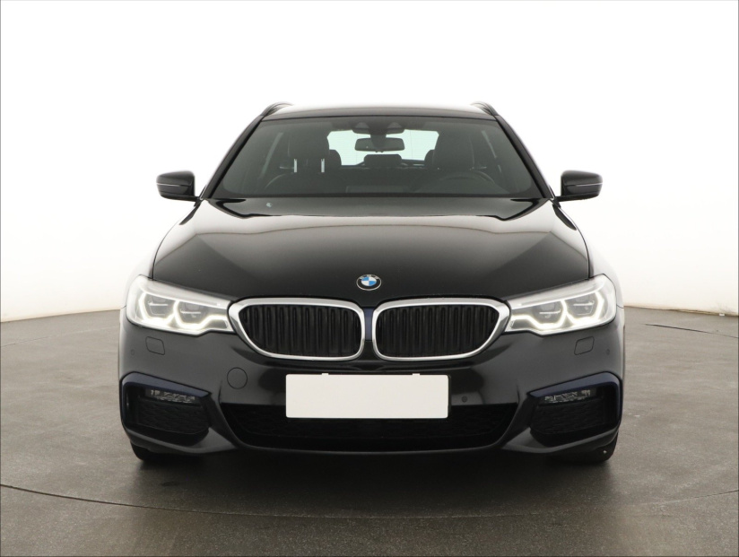 BMW 5, 2020