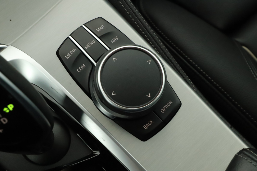 BMW 5, 2020