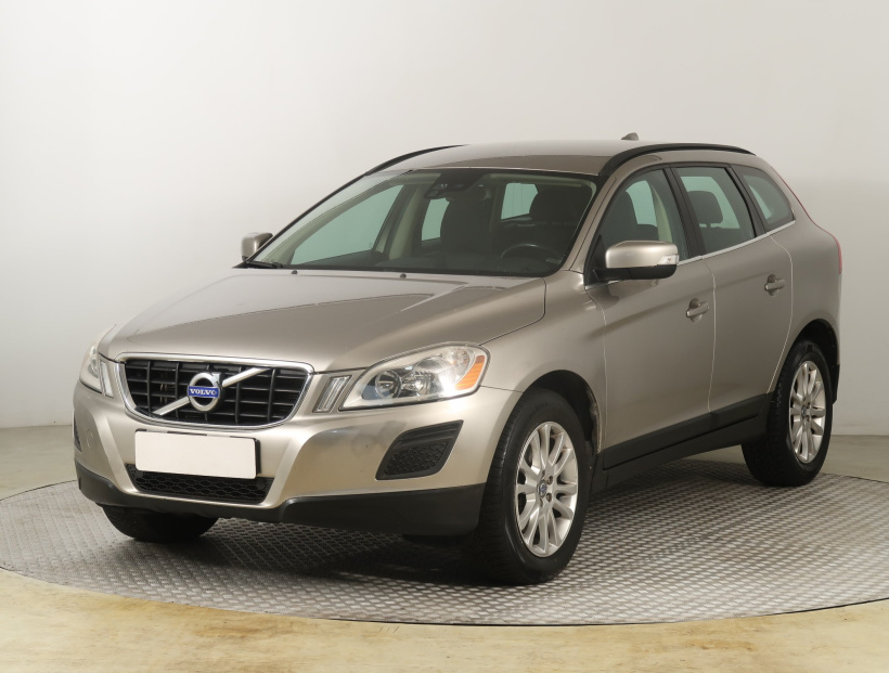 Volvo XC60, 2011
