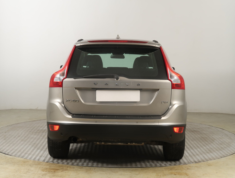 Volvo XC60, 2011