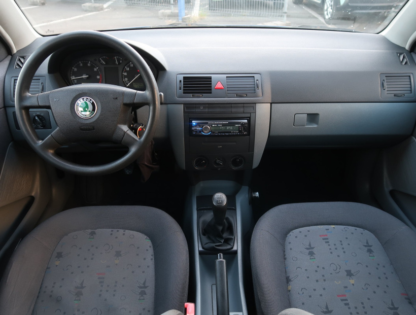 Škoda Fabia, 2002