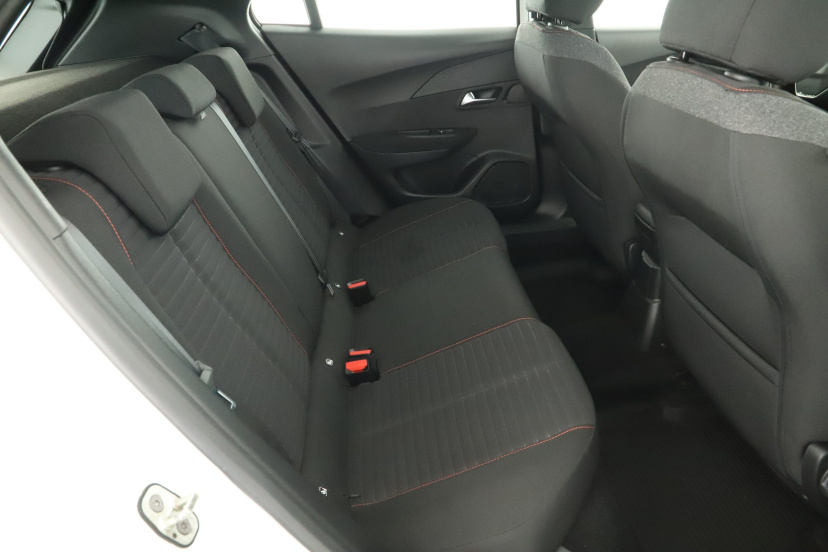 Peugeot 2008, 2020