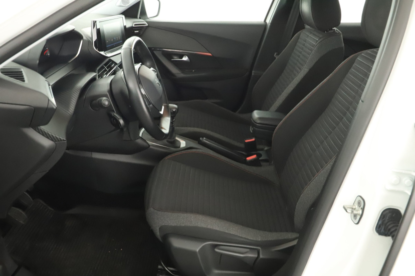 Peugeot 2008, 2020