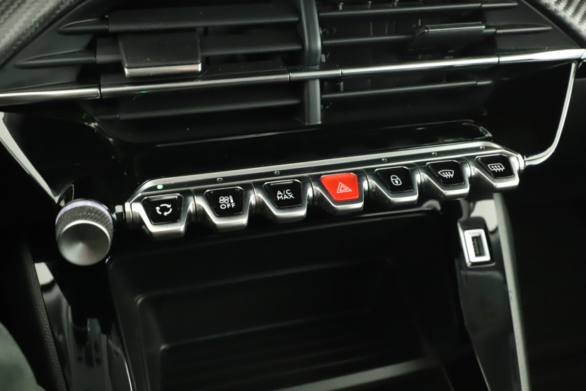 Peugeot 2008, 2020