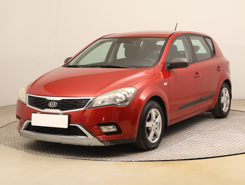 Kia Ceed, 2011