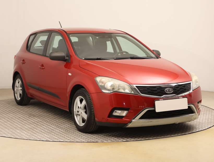 Kia Ceed, 2011