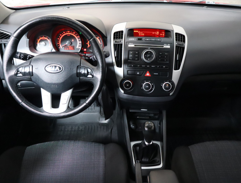 Kia Ceed, 2011