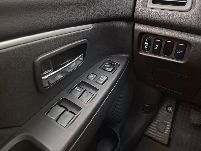 Mitsubishi ASX, 2013