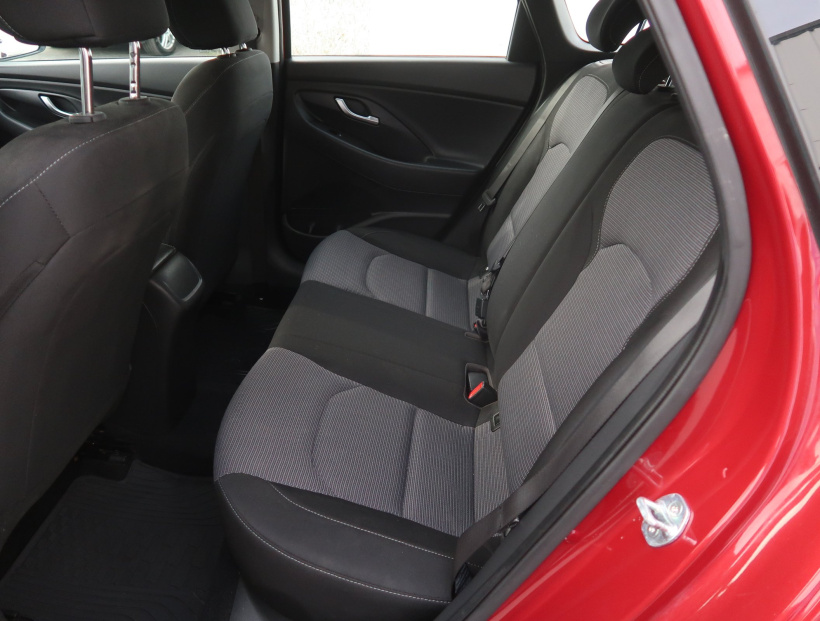 Hyundai i30, 2021