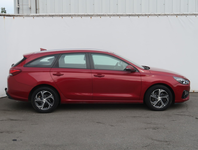 Hyundai i30, 2021