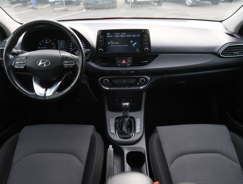 Hyundai i30, 2021