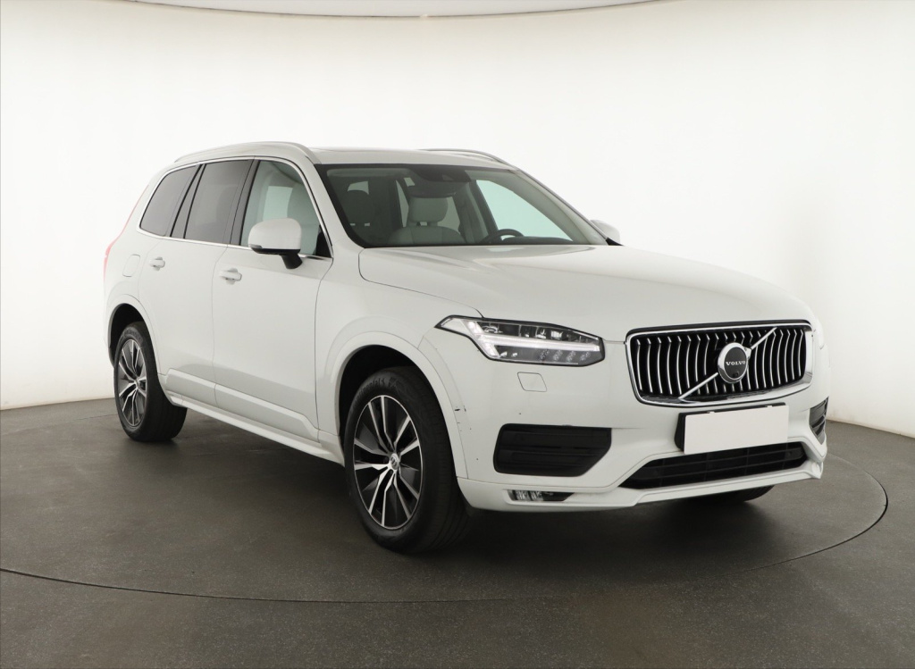 Volvo XC90 B5 AWD