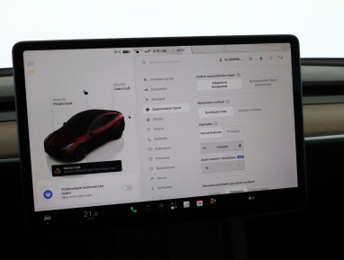 Tesla Model Y - 2023