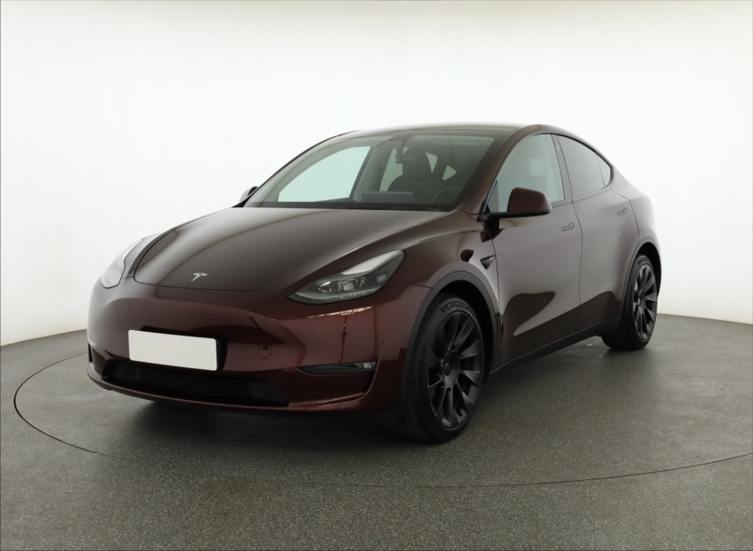Tesla Model Y, 2023