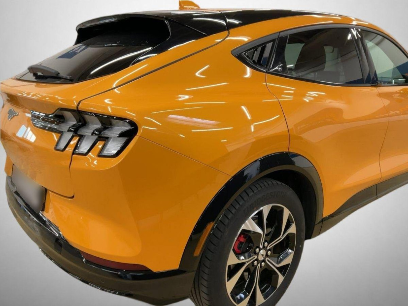 Ford Mustang Mach-E, 2022