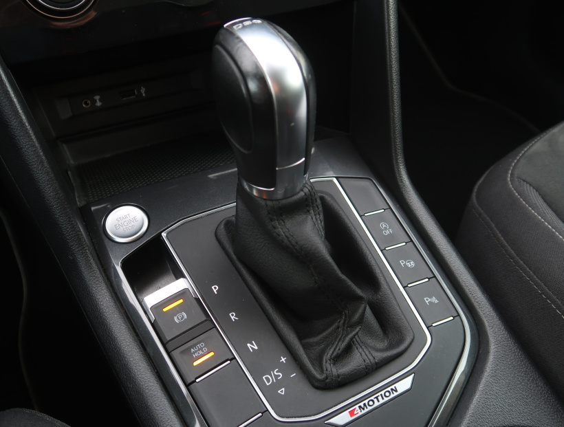 Volkswagen Tiguan, 2018