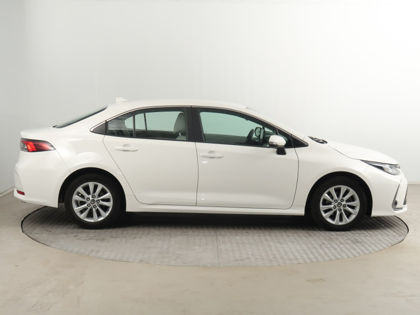 Toyota Corolla, 2024