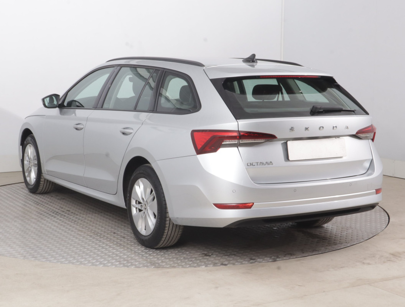 Škoda Octavia, 2022 – foto 4