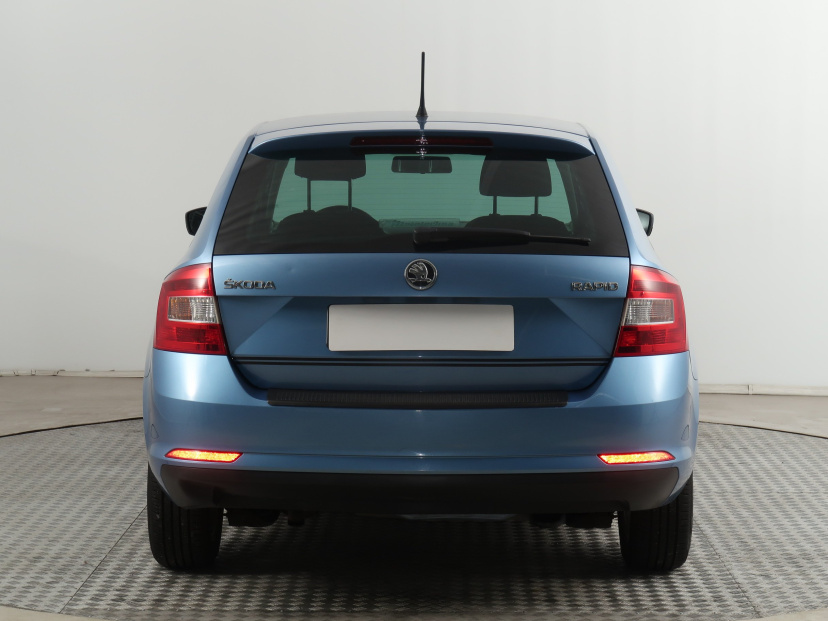 Škoda Rapid Spaceback, 2015