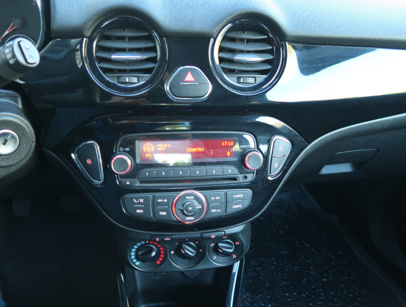 Opel Adam, 2018