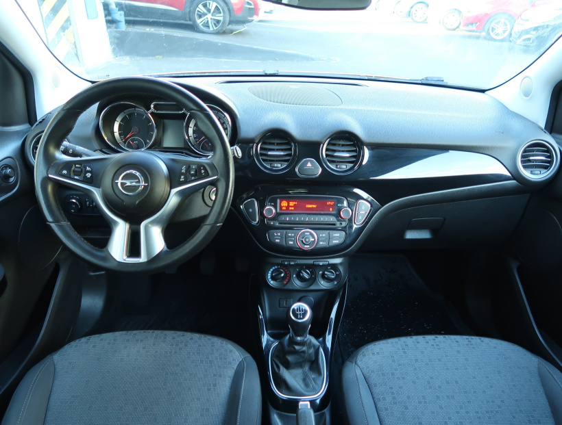 Opel Adam, 2018