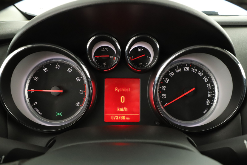 Opel Astra, 2014