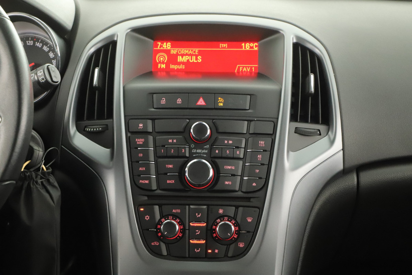 Opel Astra, 2014