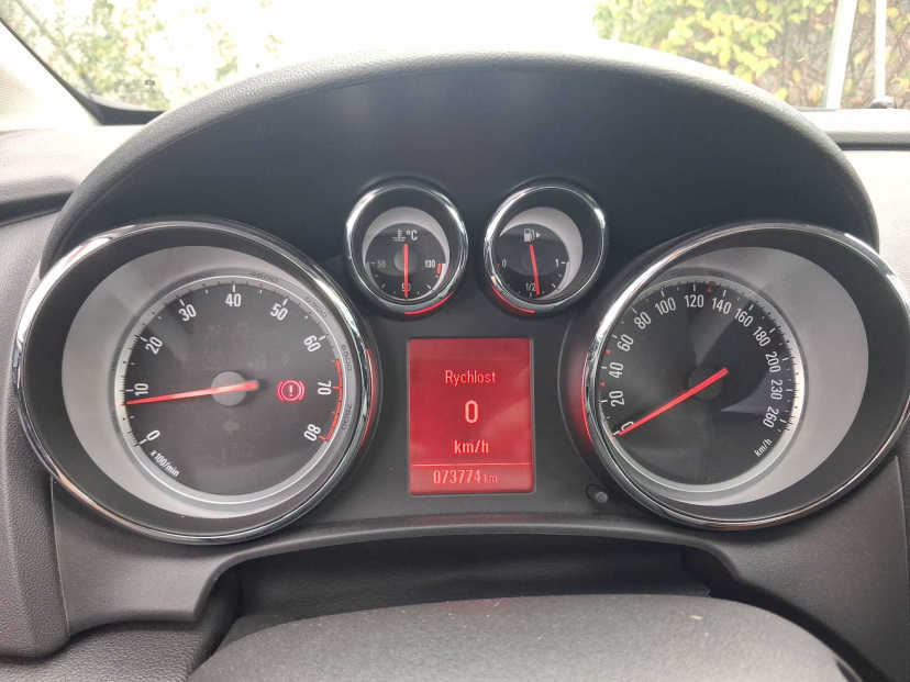 Opel Astra, 2014