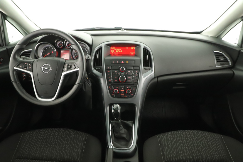 Opel Astra, 2014