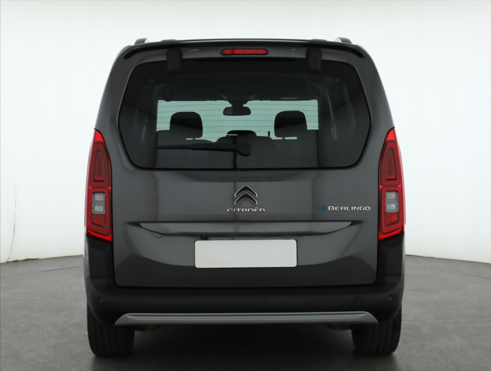 Citroen e-Berlingo 50 kWh, 2024, 5Míst, Klima, ČR, 1Maj, DPH 6