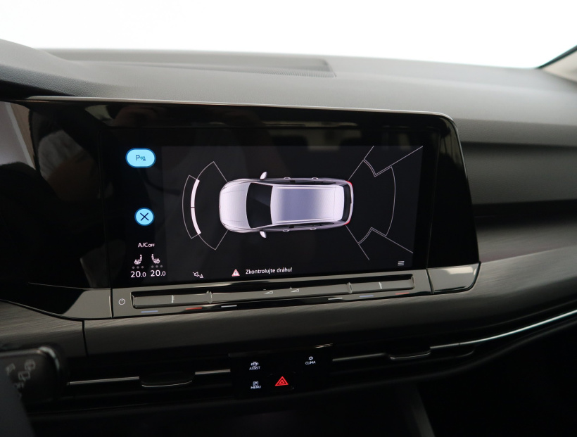 Volkswagen Golf, 2022