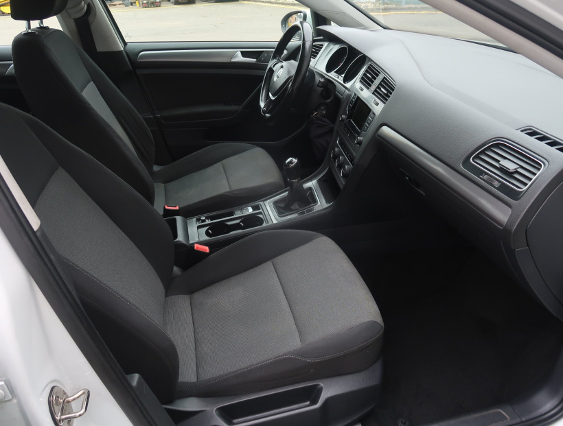 Volkswagen Golf, 2014