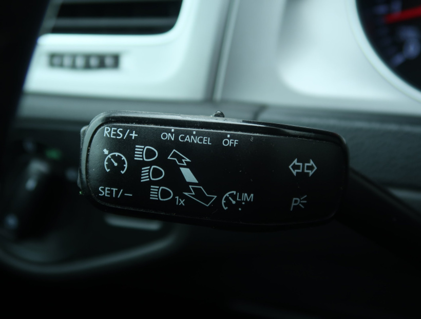 Volkswagen Golf, 2014
