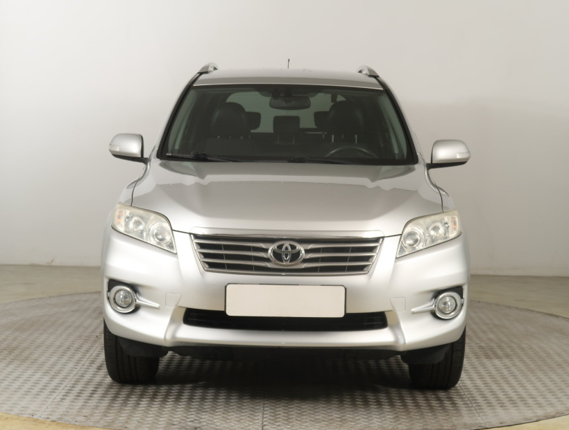 Toyota RAV 4, 2011