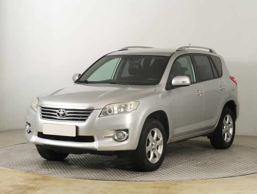 Toyota RAV 4, 2011