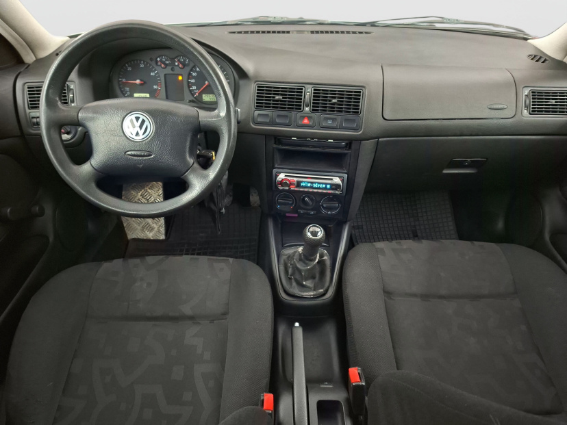Volkswagen Golf, 1999