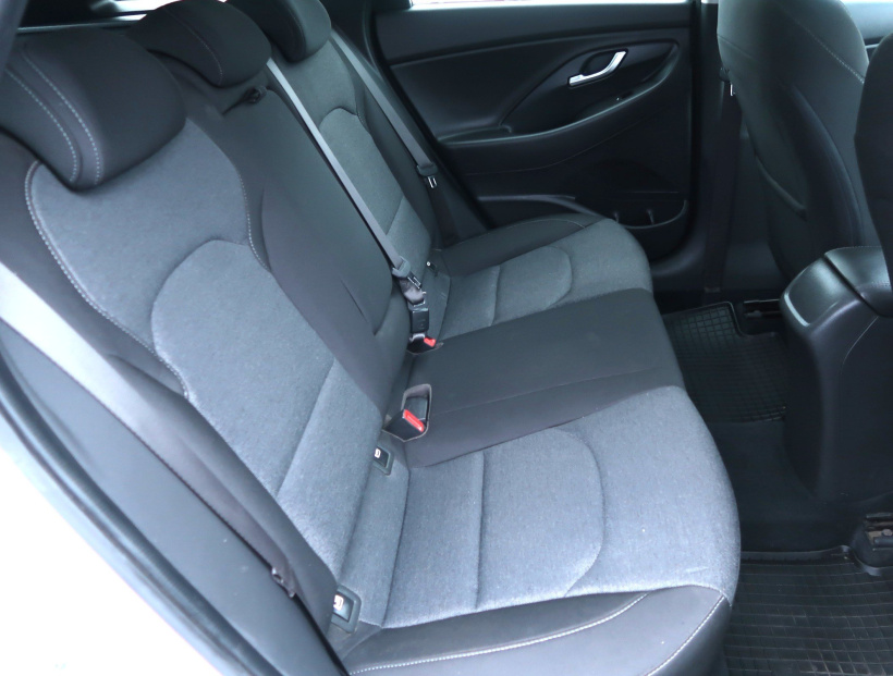 Hyundai i30, 2021
