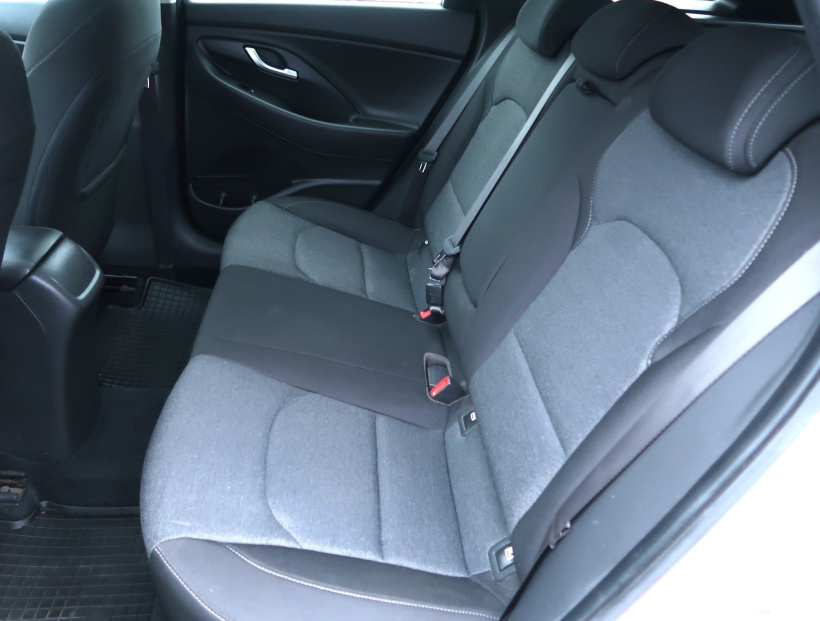 Hyundai i30, 2021