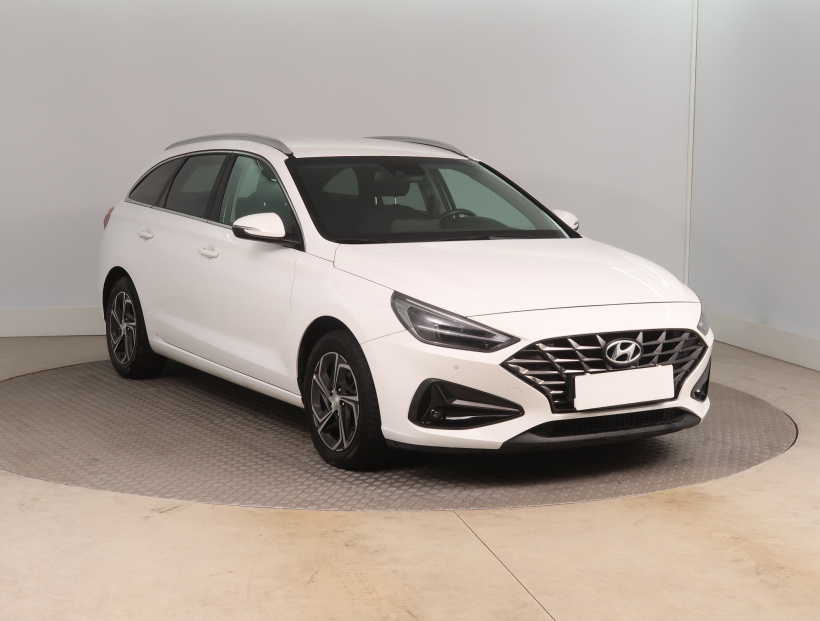 Hyundai i30, 2021