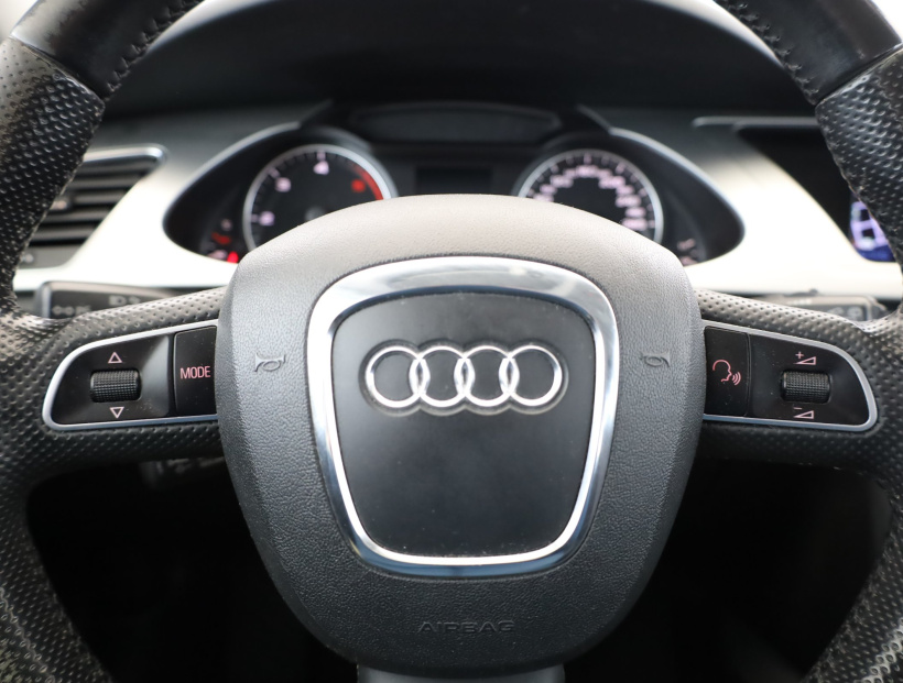Audi A4, 2009