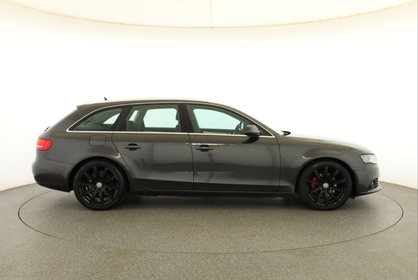 Audi A4, 2009