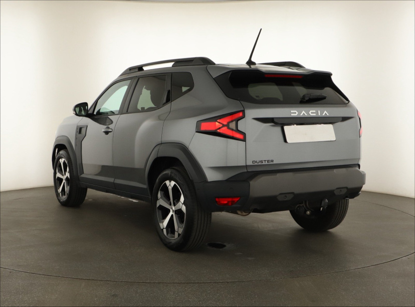 Dacia Duster, 2025