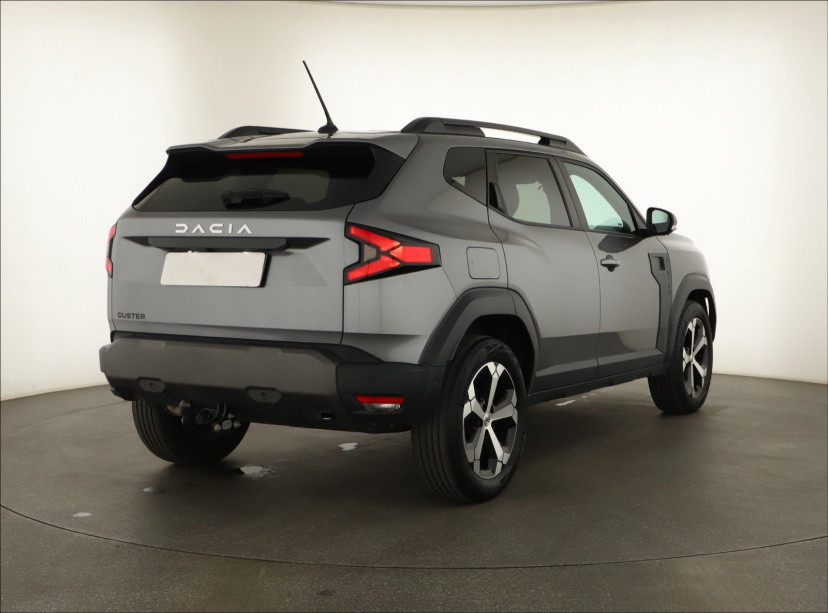 Dacia Duster, 2025