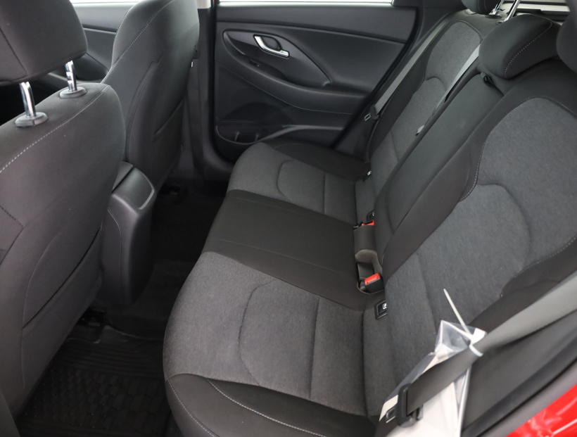 Hyundai i30, 2022