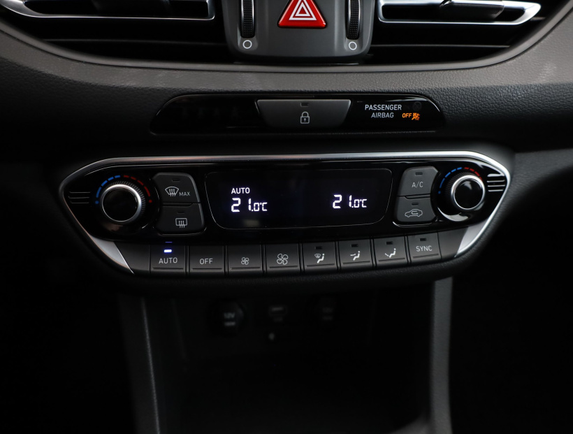 Hyundai i30, 2022